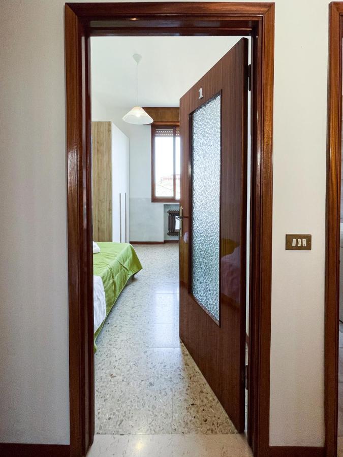 Hotel Casa Gramsci - Affitti Brevi Italia Modena Zewnętrze zdjęcie